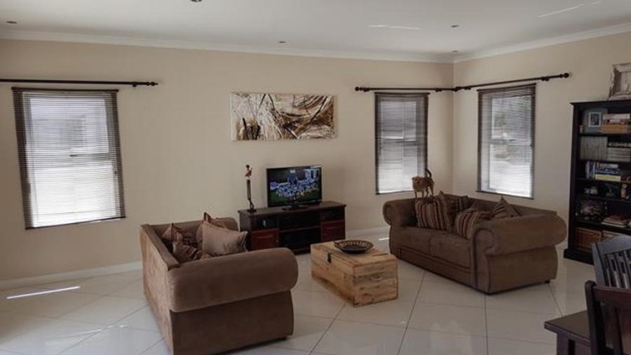 To Let 3 Bedroom Property for Rent in Fernwood Western Cape